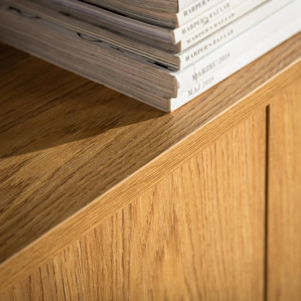 MO Mond Baltic Oak Chest of Drawers