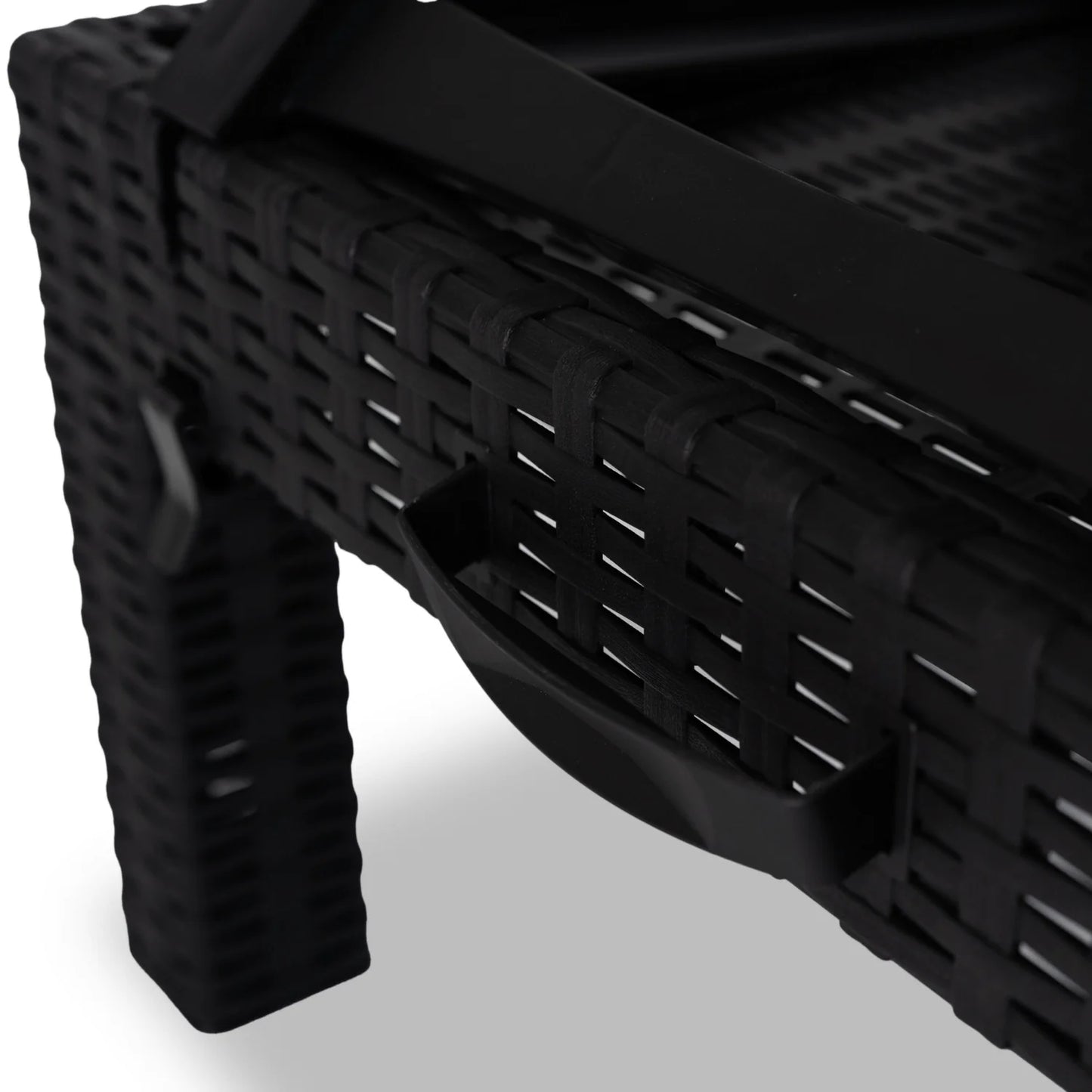 Elite LUIZJANA Outdoor Recliner – Black Technorattan