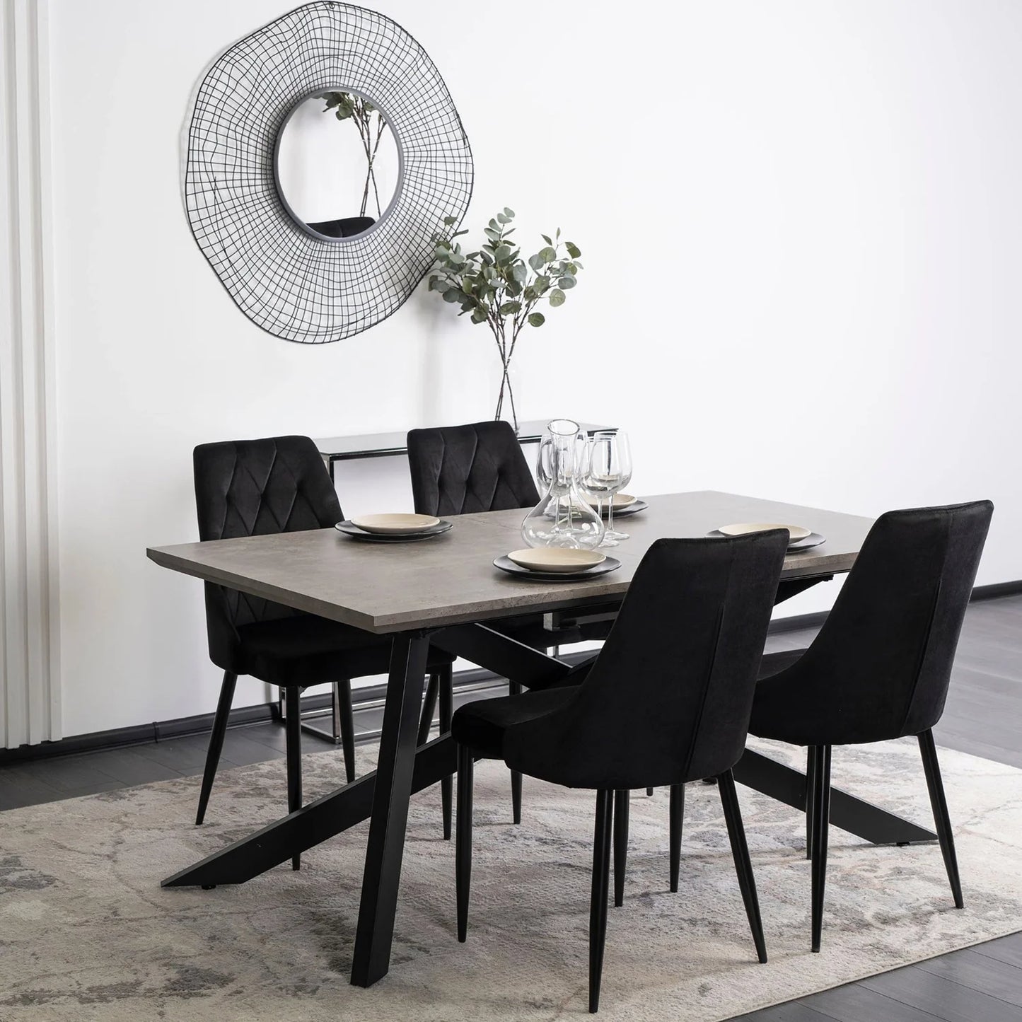 Elite CORK Black Velvet Chair – A Statement of Elegance & Comfort