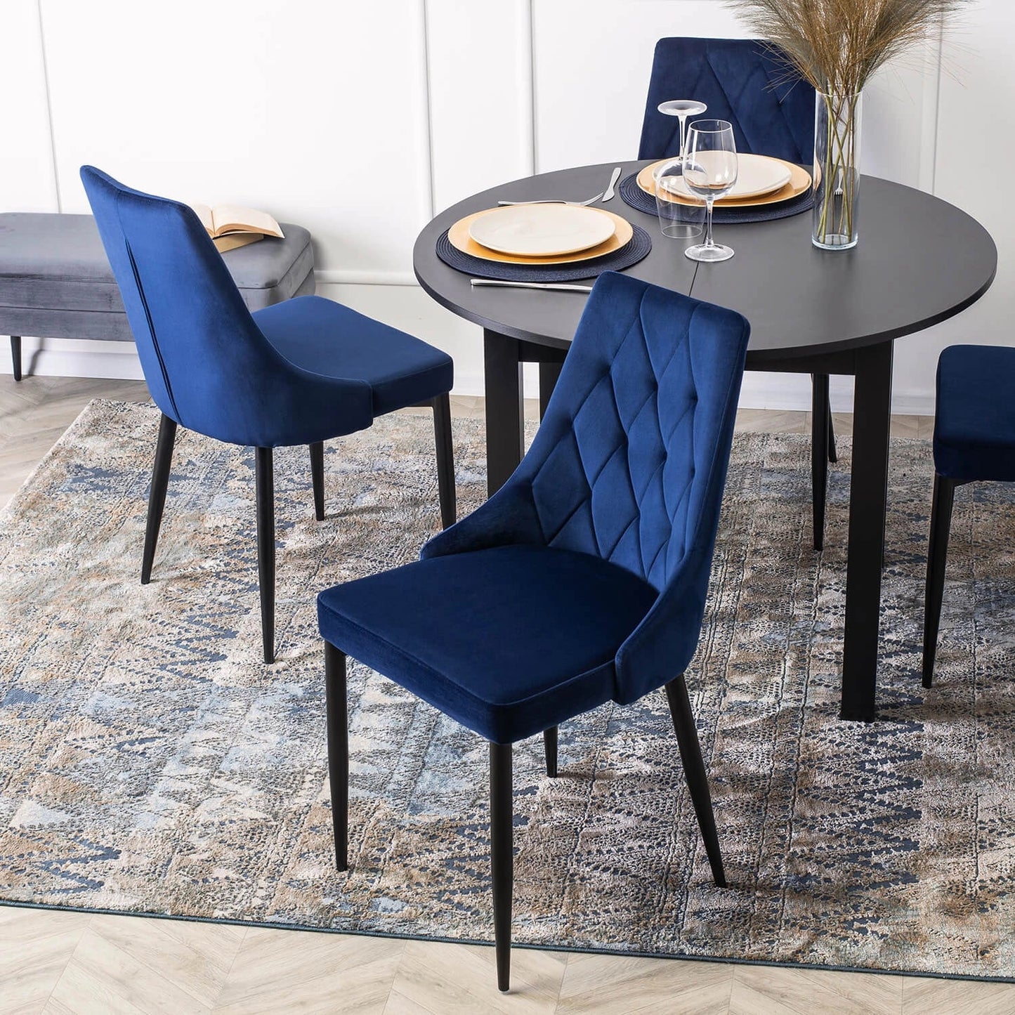 Elite CORK Navy Blue Velvet Chair – A Statement of Elegance & Comfort