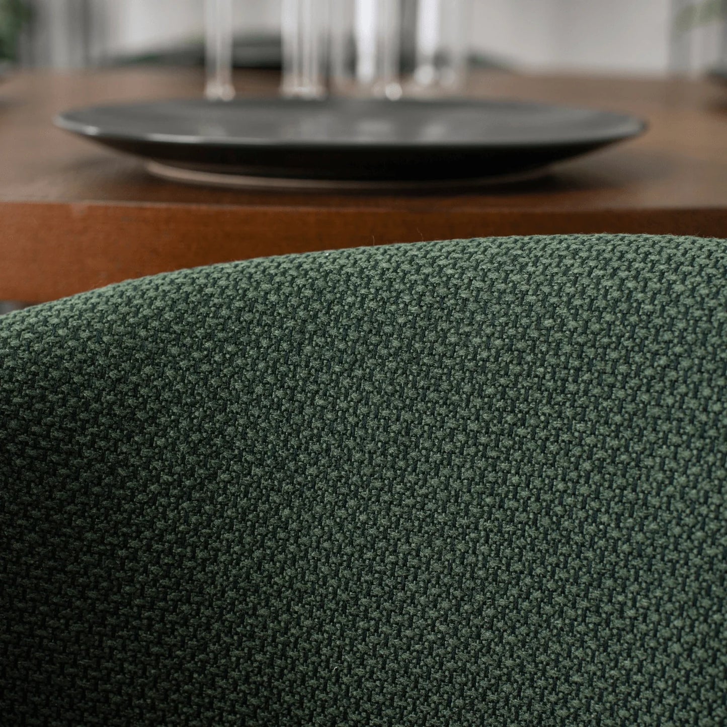 Elite GARY 2 Green/Walnut Chair – Where Comfort Meets Elegance