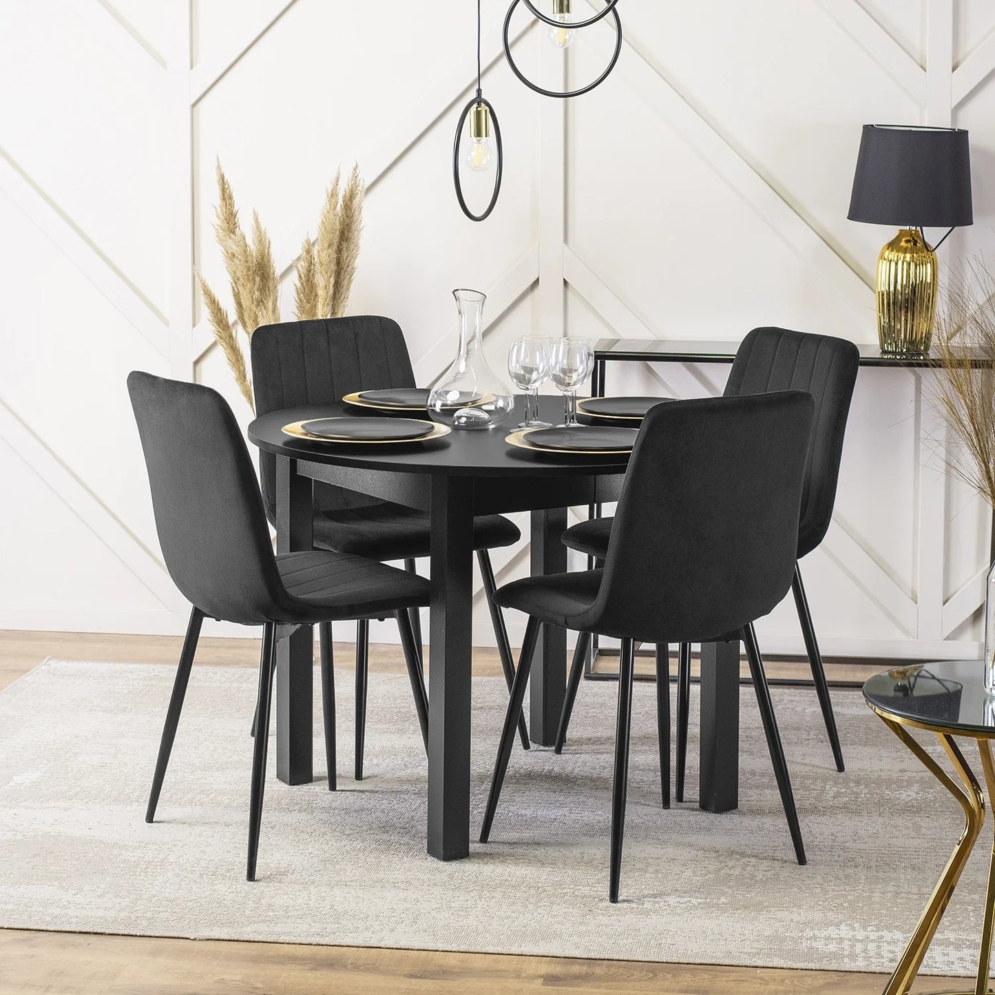 Elite IBIS Black Velvet Chair – Sleek & Modern Seating