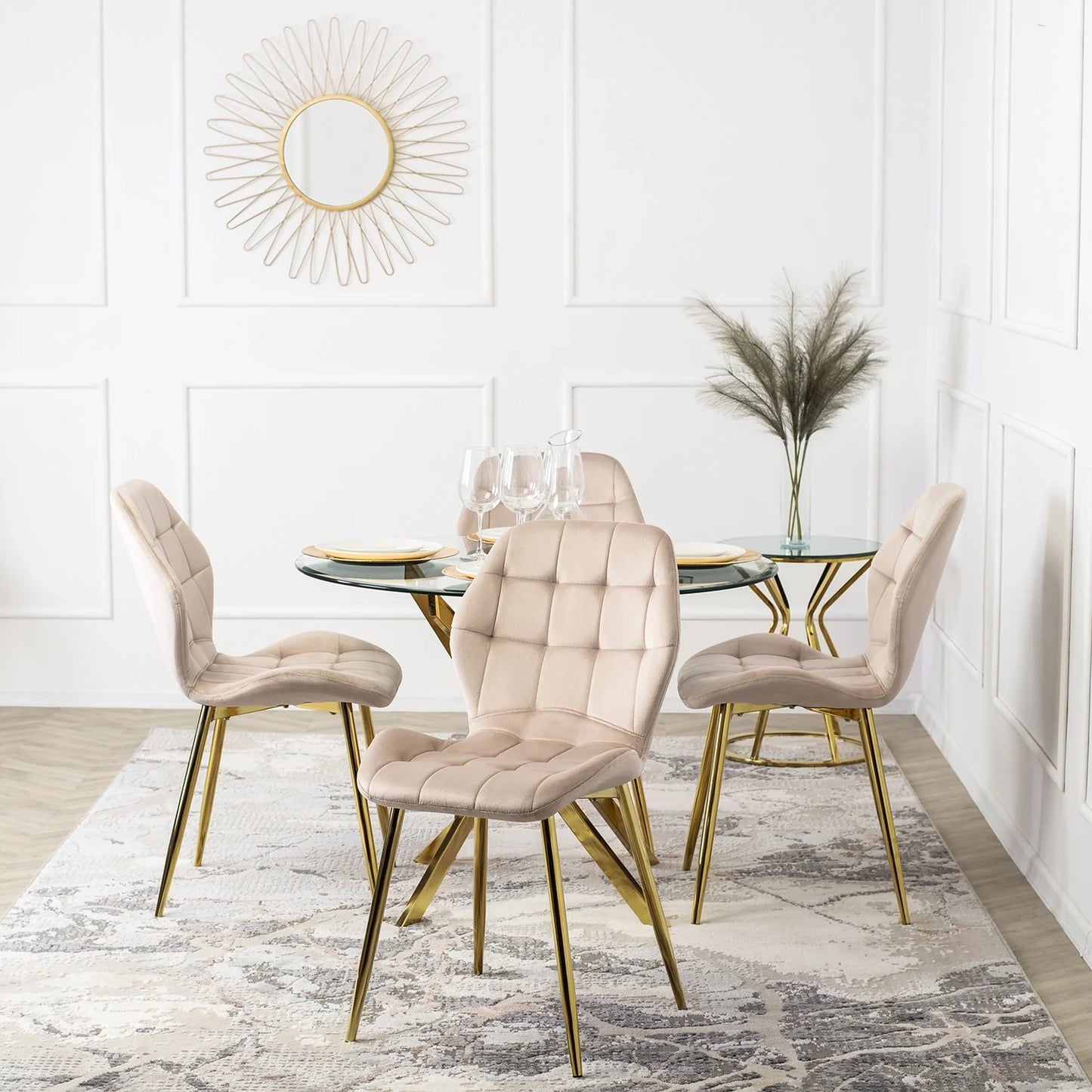 Elite LUCKY Cream Velvet Chair – Elegant Luxury for Your Space