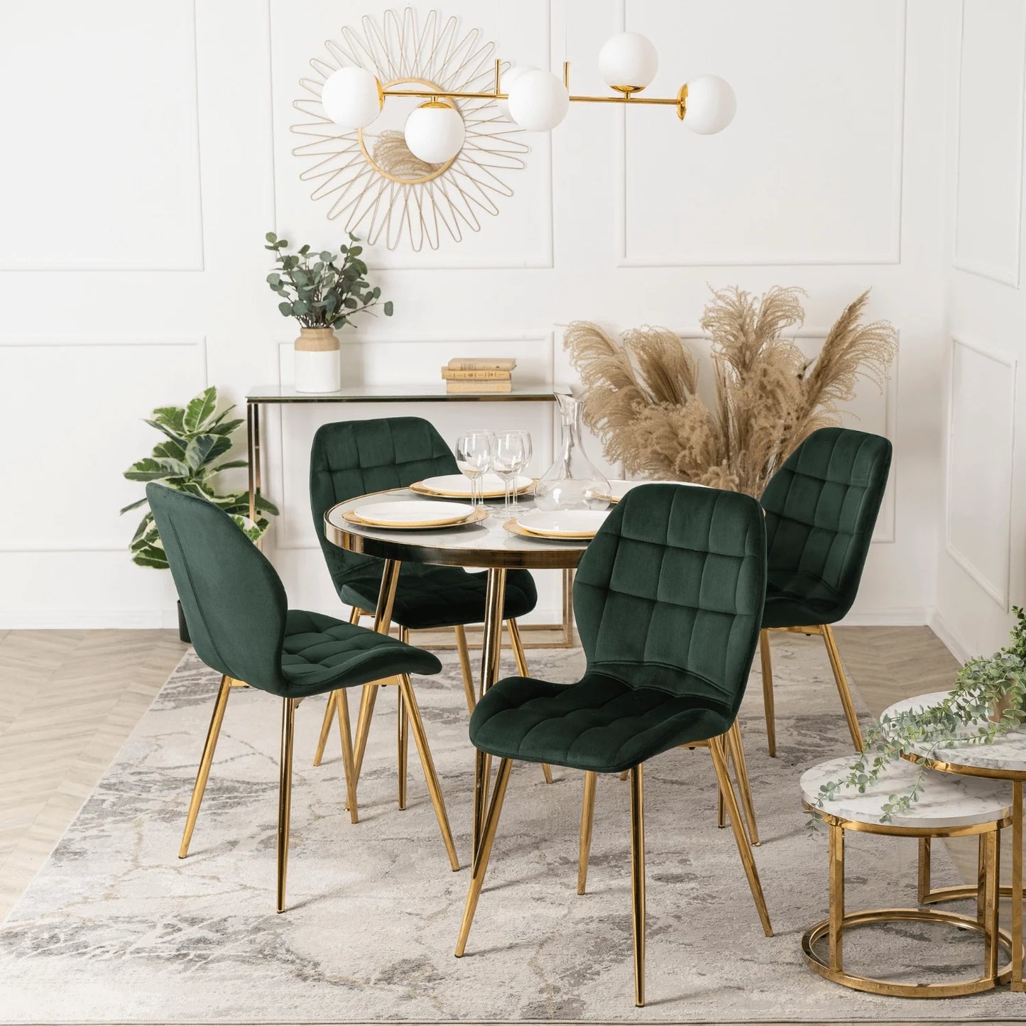 Elite LUCKY Green Velvet Chair – Luxurious Elegance for Your Interior