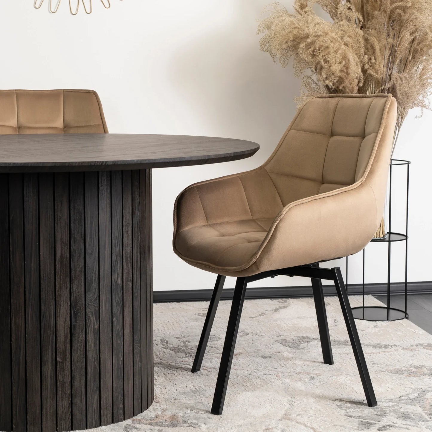 Elite LUNA Beige Velvet Swivel Chair – Elegant Comfort & Modern Design