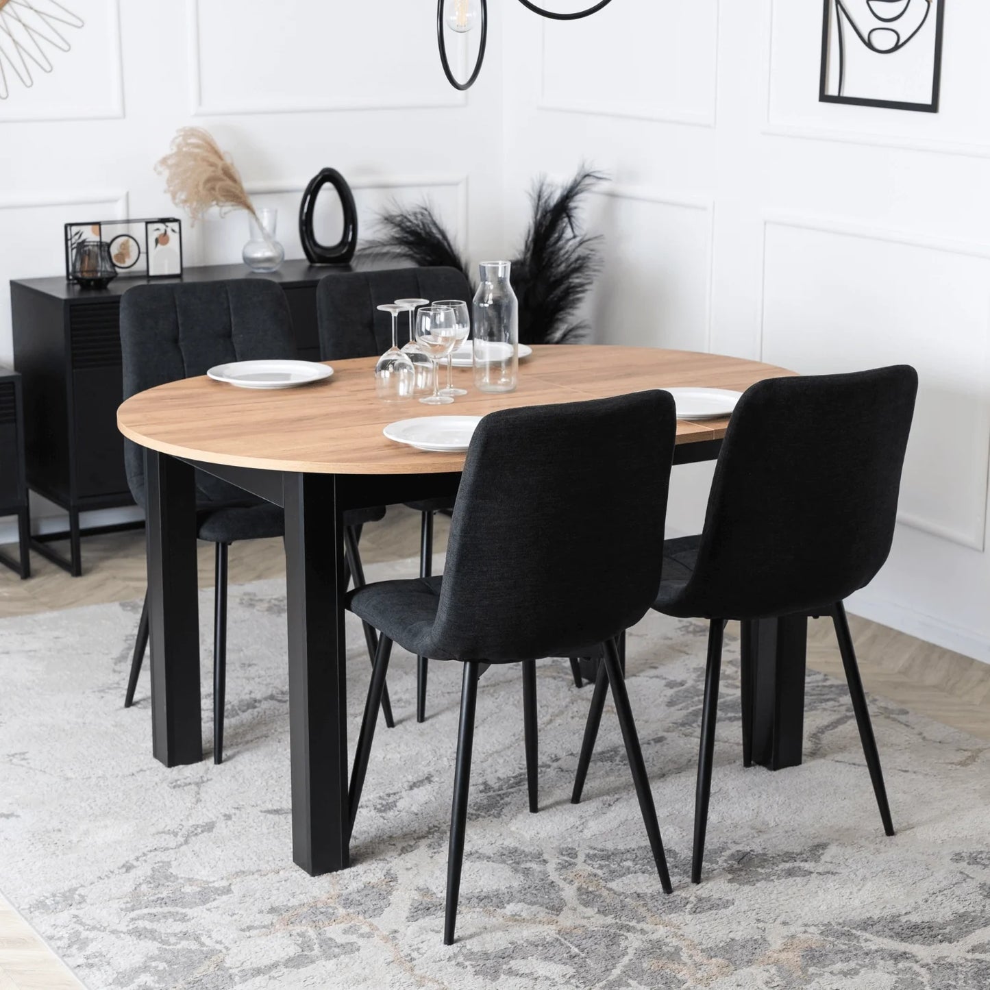 Elite PERU 2 Black Upholstered Chair – Modern Comfort with Timeless Appeal