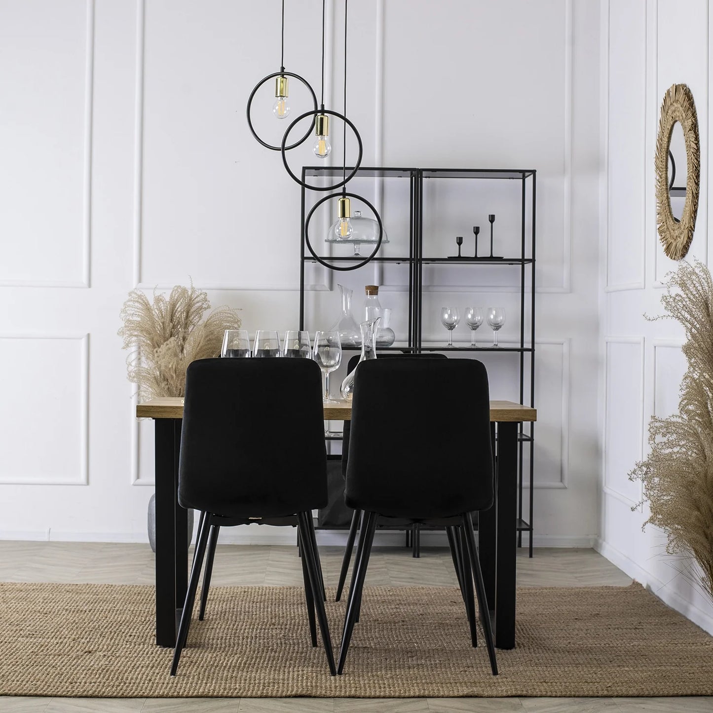 Elite PERU Black Velvet Chair – A Timeless Fusion of Style and Comfort