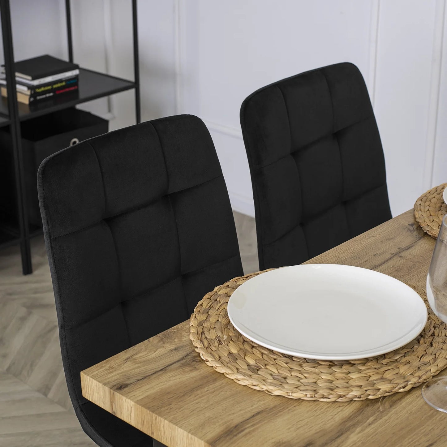 Elite PERU Black Velvet Chair – A Timeless Fusion of Style and Comfort
