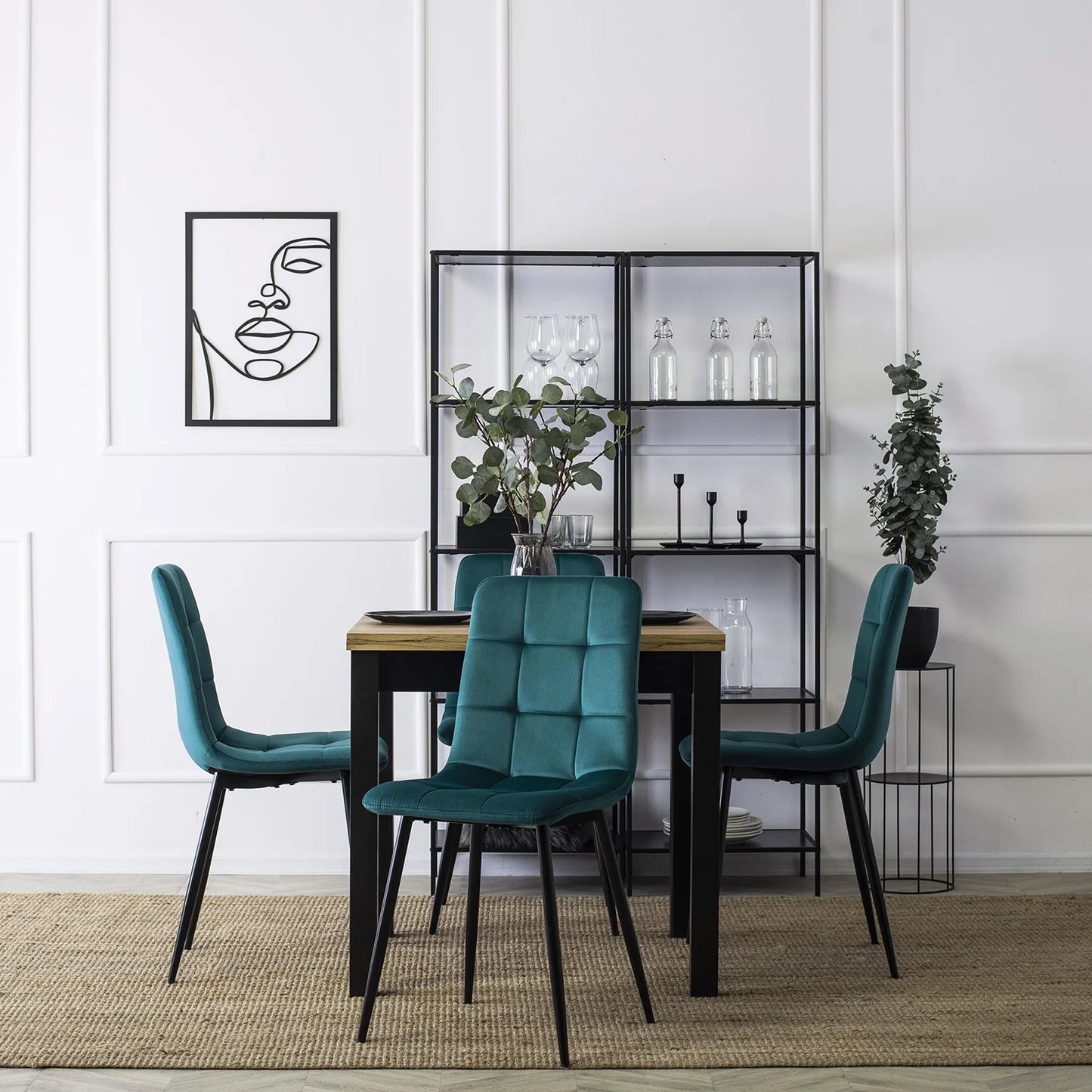 Elite PERU Turquoise Velvet Chair – A Stylish Pop of Color and Comfort
