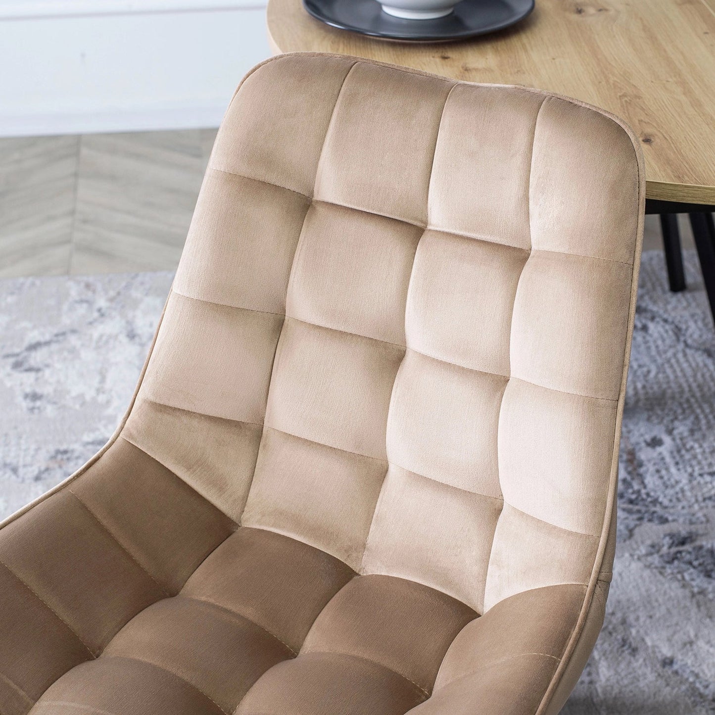 Elite RICK Beige Velvet Chair – Timeless Elegance & Comfort