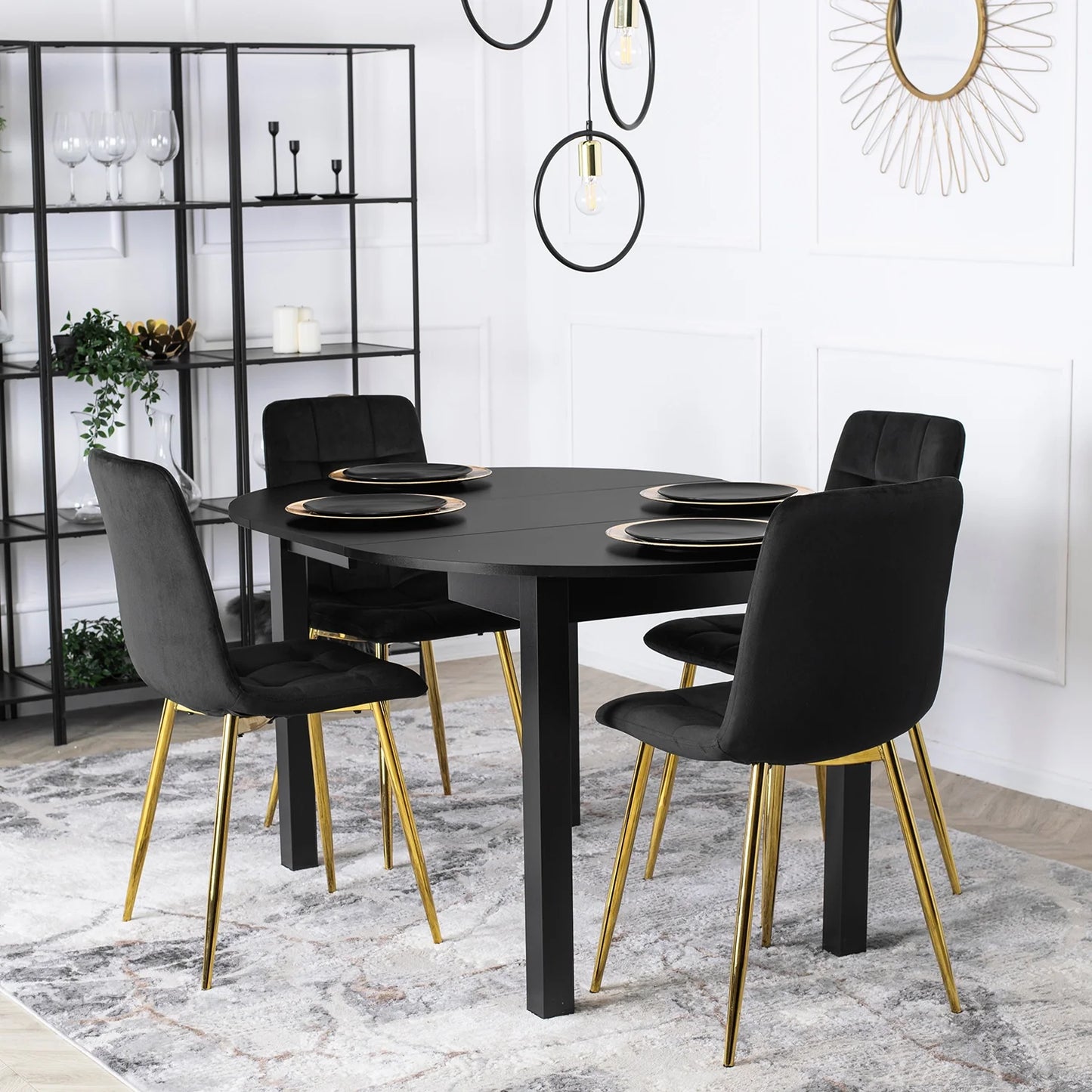 Elite YORK Black Velvet Chair – Bold Elegance with a Luxurious Touch